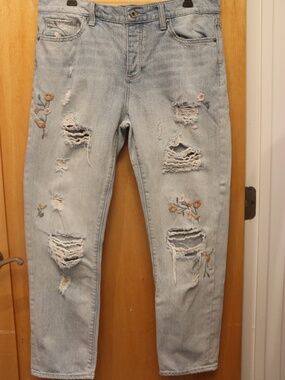 Lucky Brand Sienna Slim Boyfriend Embroidered Distressed Jeans